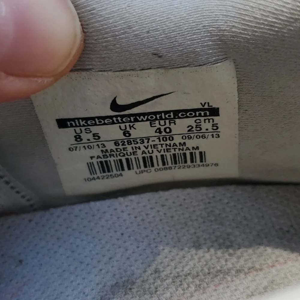 Nike Lunarlon 628537 white sneakers